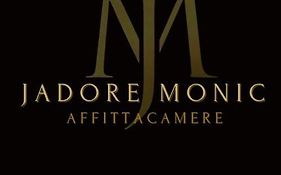 Jadore Monic
